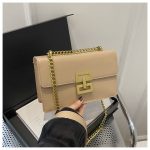 European Retro Women's Casual Fashion Bag DDR106 - Image 3