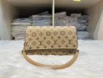 Fashionable Shoulder Bag DD287 - Image 4