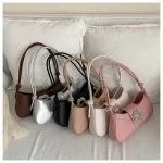 Most Demanding Moon Shape Bag DD301