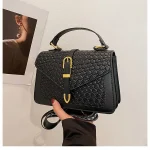 Fashionable Crossbody Bag  DD369 - Image 4