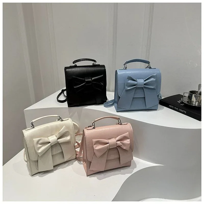 photo_2025-05-24_19-11-14.webp Stylish Shoulder Bag DD380 - Image 1