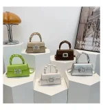Most Demanding Shoulder Bag DD269