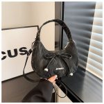 Korean Pu Leather Shoulder Crossbody Bag DD388 - Image 5