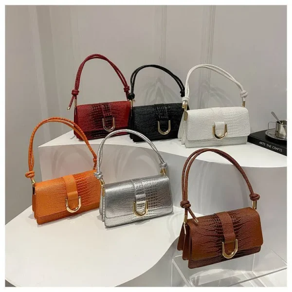 Most demanding Shoulder Bag DD339