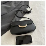 Fashionable Shoulder Bag DD381 - Image 5